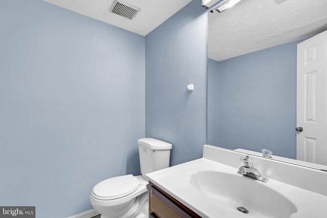 7600 MANDAN RD, Greenbelt, MD 20770