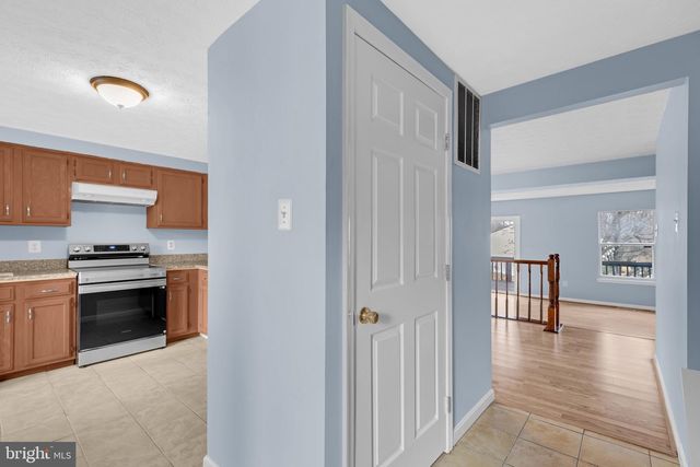 7600 MANDAN RD, Greenbelt, MD 20770