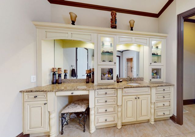 635 Chicken Rd, Lebanon, TN 37090