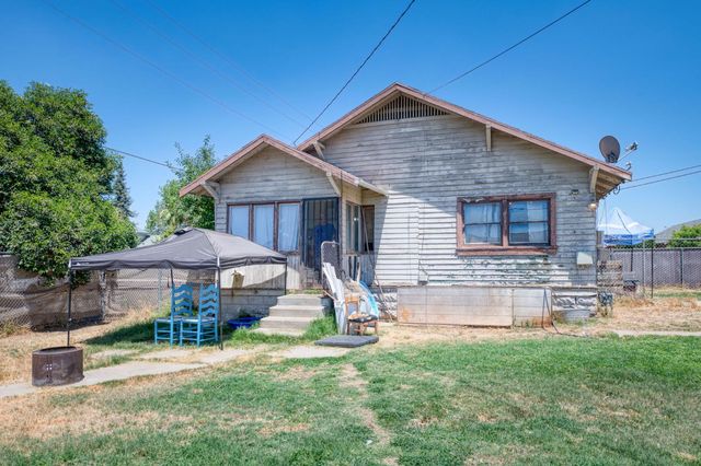 501 N Street, Sanger, CA 93657