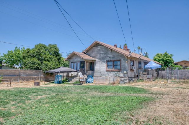 501 N Street, Sanger, CA 93657