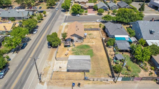 501 N Street, Sanger, CA 93657