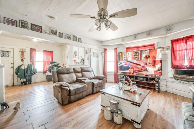 501 N Street, Sanger, CA 93657