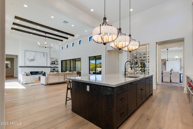 6621 E Doubletree Ranch Road, Paradise Valley, AZ 85253