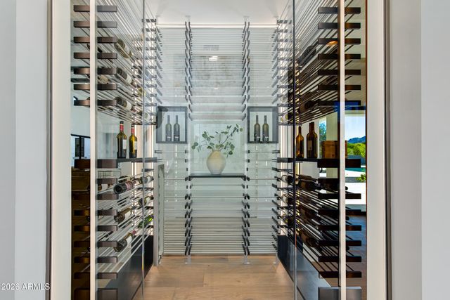 6621 E Doubletree Ranch Road, Paradise Valley, AZ 85253