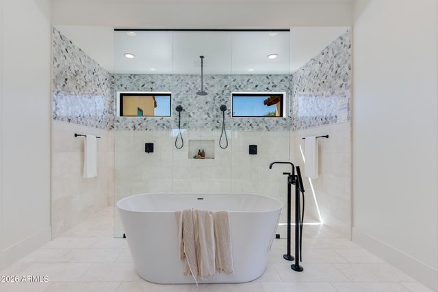 6621 E Doubletree Ranch Road, Paradise Valley, AZ 85253