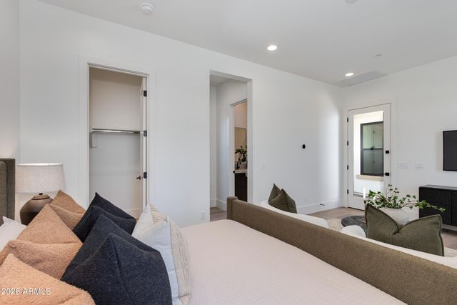 6621 E Doubletree Ranch Road, Paradise Valley, AZ 85253