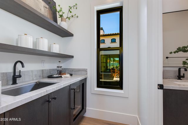 6621 E Doubletree Ranch Road, Paradise Valley, AZ 85253