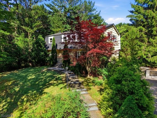 501 Hamilton Dr, Hackettstown Town, NJ 07840