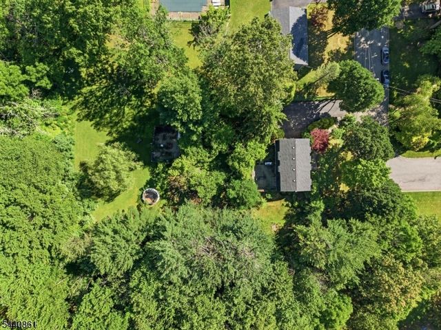 501 Hamilton Dr, Hackettstown Town, NJ 07840
