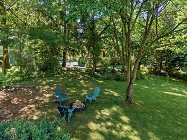 501 Hamilton Dr, Hackettstown Town, NJ 07840