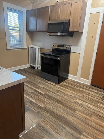 239 Pleasant 1, Stoughton, MA 02072