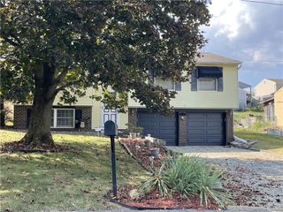 692 CEDARDALE DR, North Huntingdon, PA 15642