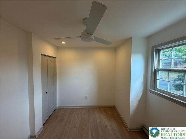 2548 28th Street Southwest, Allentown City, PA 18103
