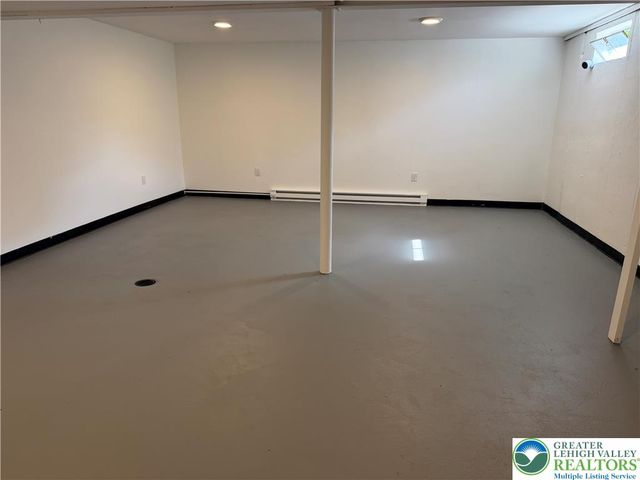 2548 28th Street Southwest, Allentown City, PA 18103