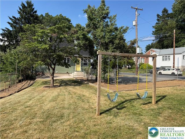 2548 28th Street Southwest, Allentown City, PA 18103