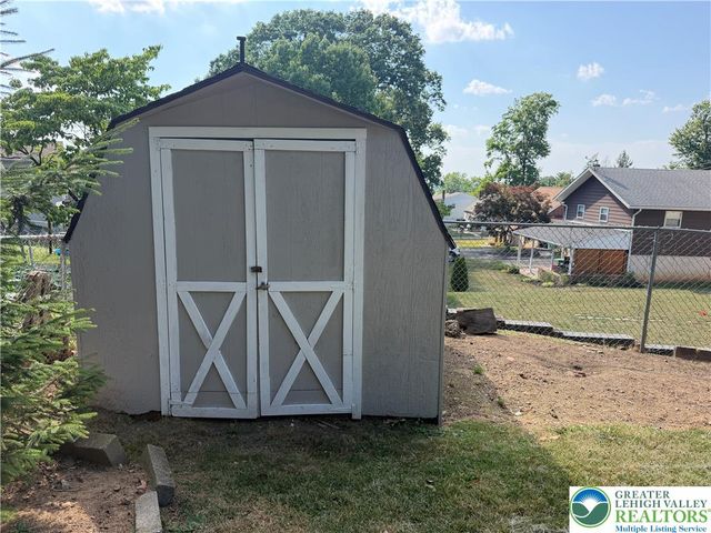 2548 28th Street Southwest, Allentown City, PA 18103