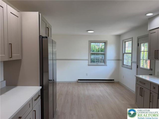 2548 28th Street Southwest, Allentown City, PA 18103