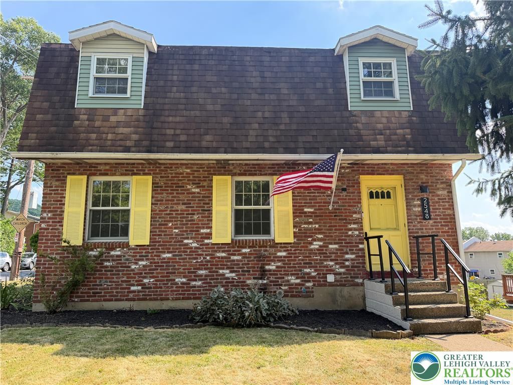 2548 28th Street Southwest, Allentown City, PA 18103