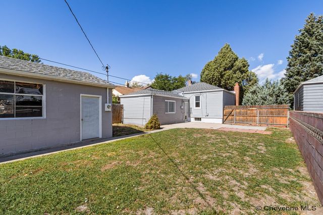1517 E 16TH ST, Cheyenne, WY 82001