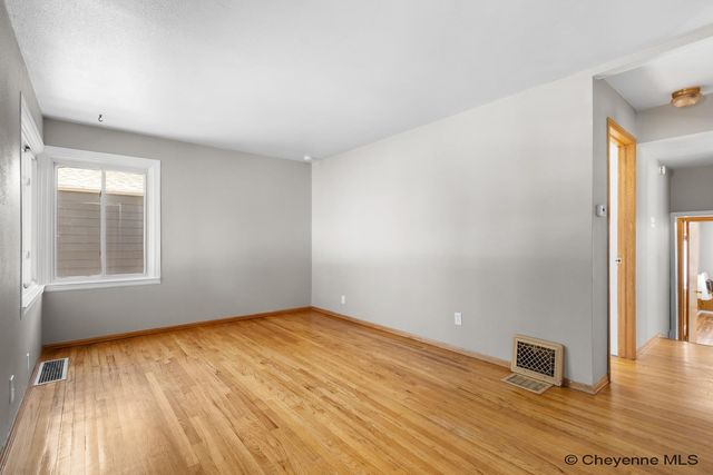 1517 E 16TH ST, Cheyenne, WY 82001
