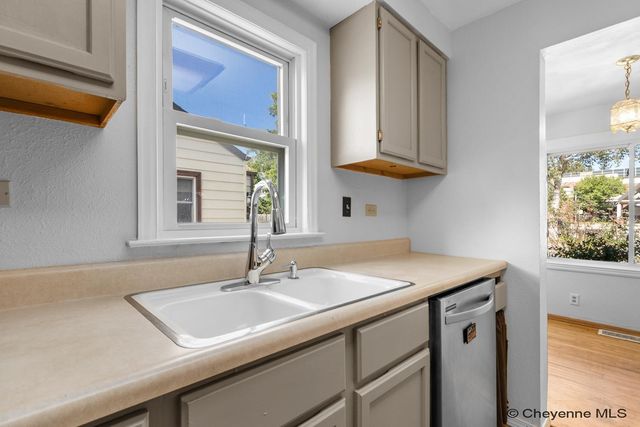 1517 E 16TH ST, Cheyenne, WY 82001