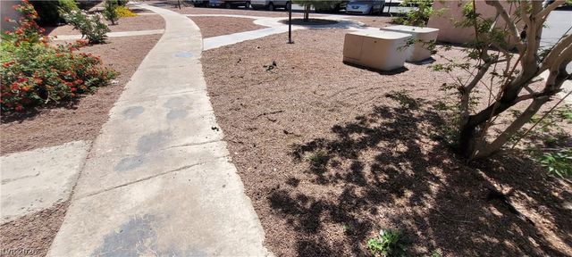 615 South Royal Crest Circle 9, Las Vegas, NV 89169