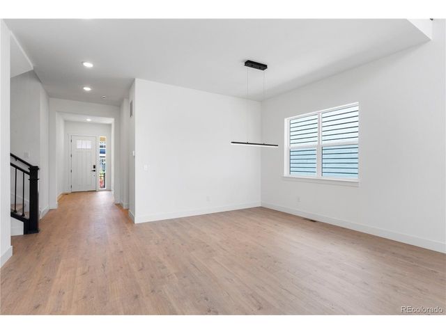 5621 W 141st Ln, Broomfield, CO 80020