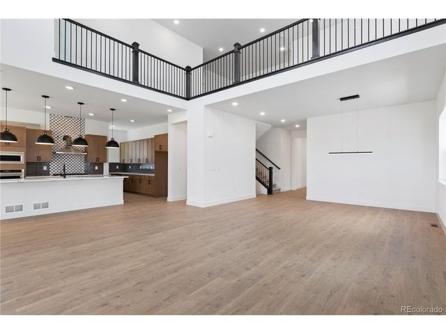 5621 W 141st Ln, Broomfield, CO 80020