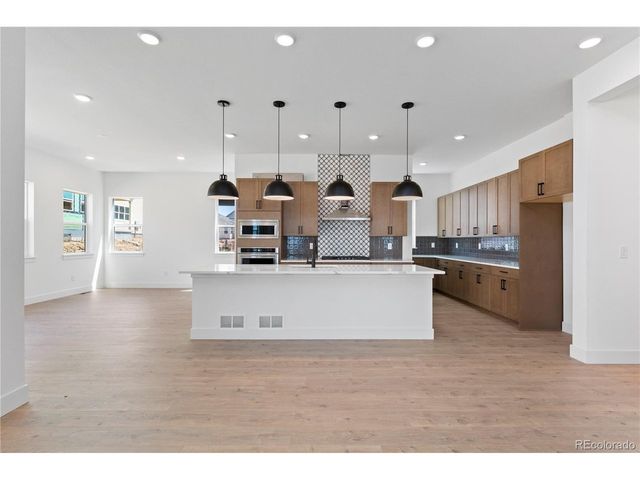 5621 W 141st Ln, Broomfield, CO 80020