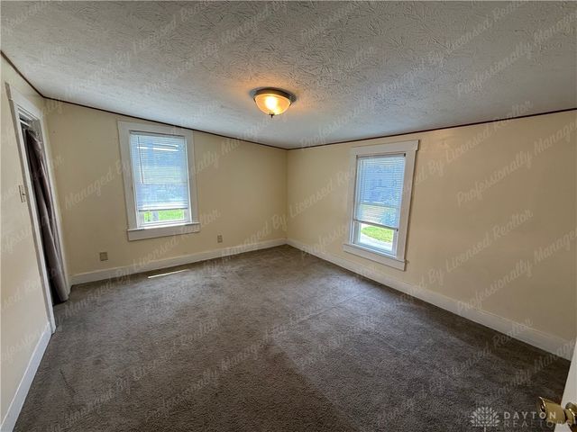 1835 Hillsdale, Dayton, OH 45414