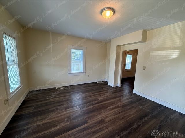 1835 Hillsdale, Dayton, OH 45414