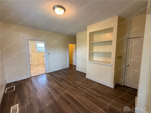 1835 Hillsdale, Dayton, OH 45414
