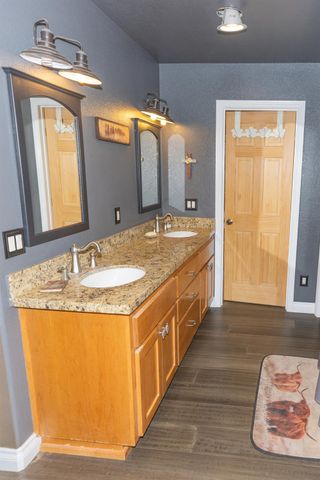 10070 Swiss Ranch Rd, Mountain Ranch, CA 95246