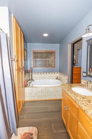 10070 Swiss Ranch Rd, Mountain Ranch, CA 95246