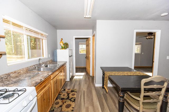 10070 Swiss Ranch Rd, Mountain Ranch, CA 95246