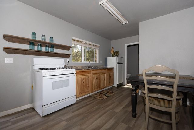 10070 Swiss Ranch Rd, Mountain Ranch, CA 95246