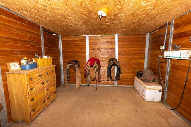 10070 Swiss Ranch Rd, Mountain Ranch, CA 95246