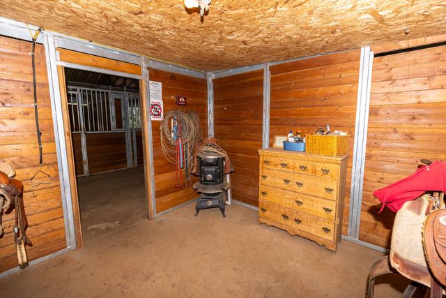 10070 Swiss Ranch Rd, Mountain Ranch, CA 95246