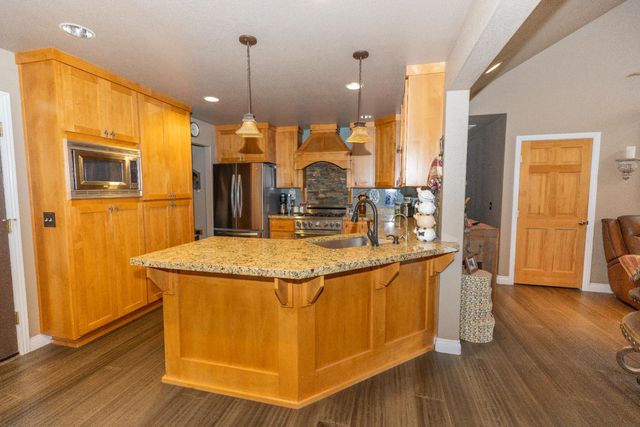 10070 Swiss Ranch Rd, Mountain Ranch, CA 95246