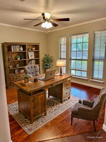 2031 Allyson Drive, Heartland, TX 75126
