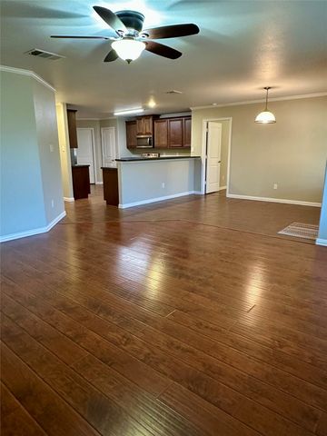 2031 Allyson Drive, Heartland, TX 75126