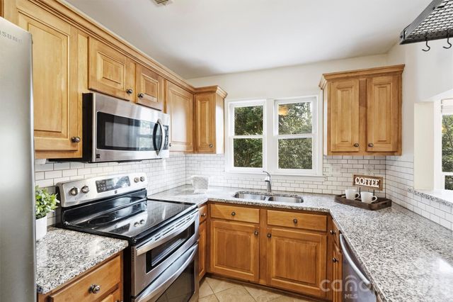 2715 Selwyn Avenue 43, Charlotte, NC 28209