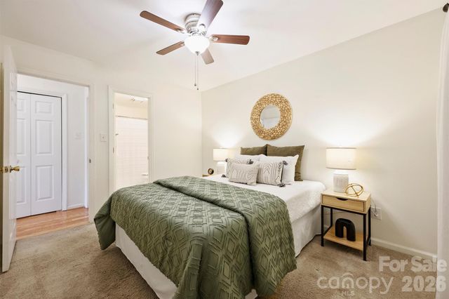 2715 Selwyn Avenue 43, Charlotte, NC 28209