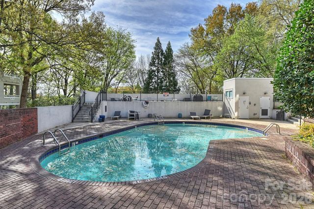 2715 Selwyn Avenue 43, Charlotte, NC 28209