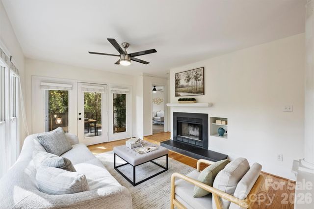 2715 Selwyn Avenue 43, Charlotte, NC 28209