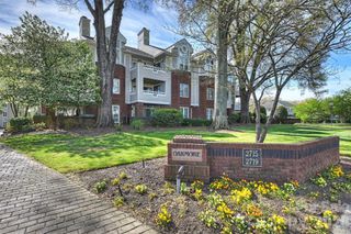 2715 Selwyn Avenue 43, Charlotte, NC 28209