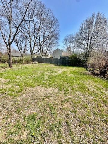 916 Charles Street, Trenton, OH 45067