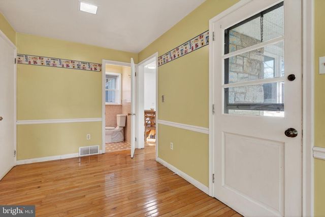 70 WAVERLY AVE, Lancaster, PA 17601