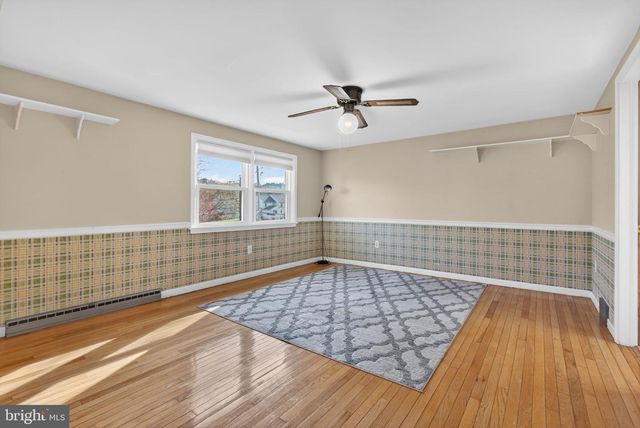 70 WAVERLY AVE, Lancaster, PA 17601